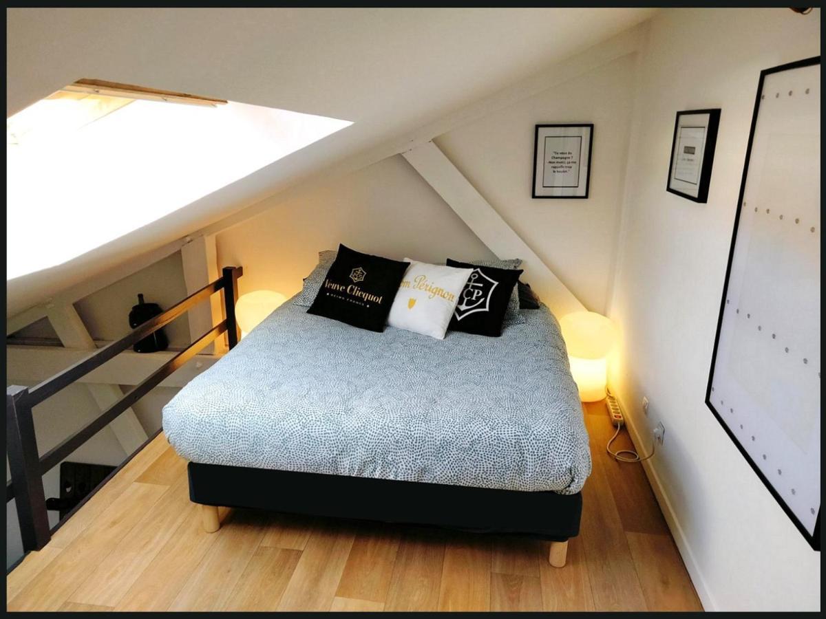Studio Champagne Apartment แร็งส์ ภายนอก รูปภาพ